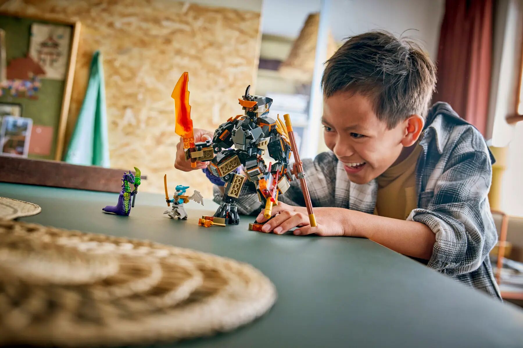 LEGO NINJAGO Cole's Mission Mech & Dragon Zane