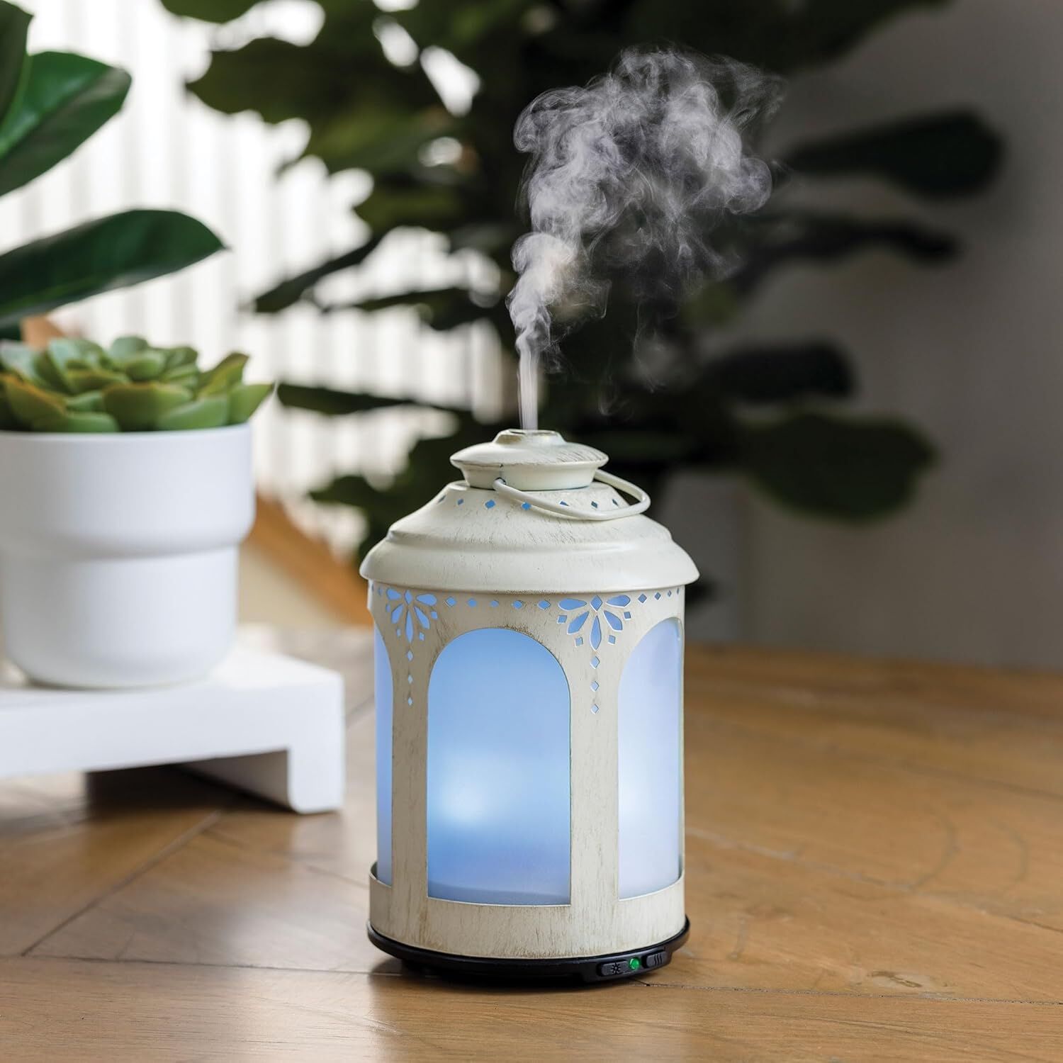 Candle Warmers Etc. Chelsea Lantern Ultra Sonic Essential Oil Diffuser