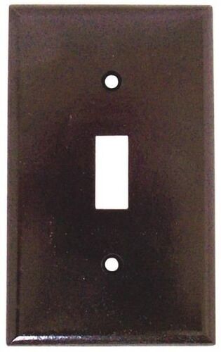4.5 x 2.75", 1 Gang Standard Toggle Wall Plate