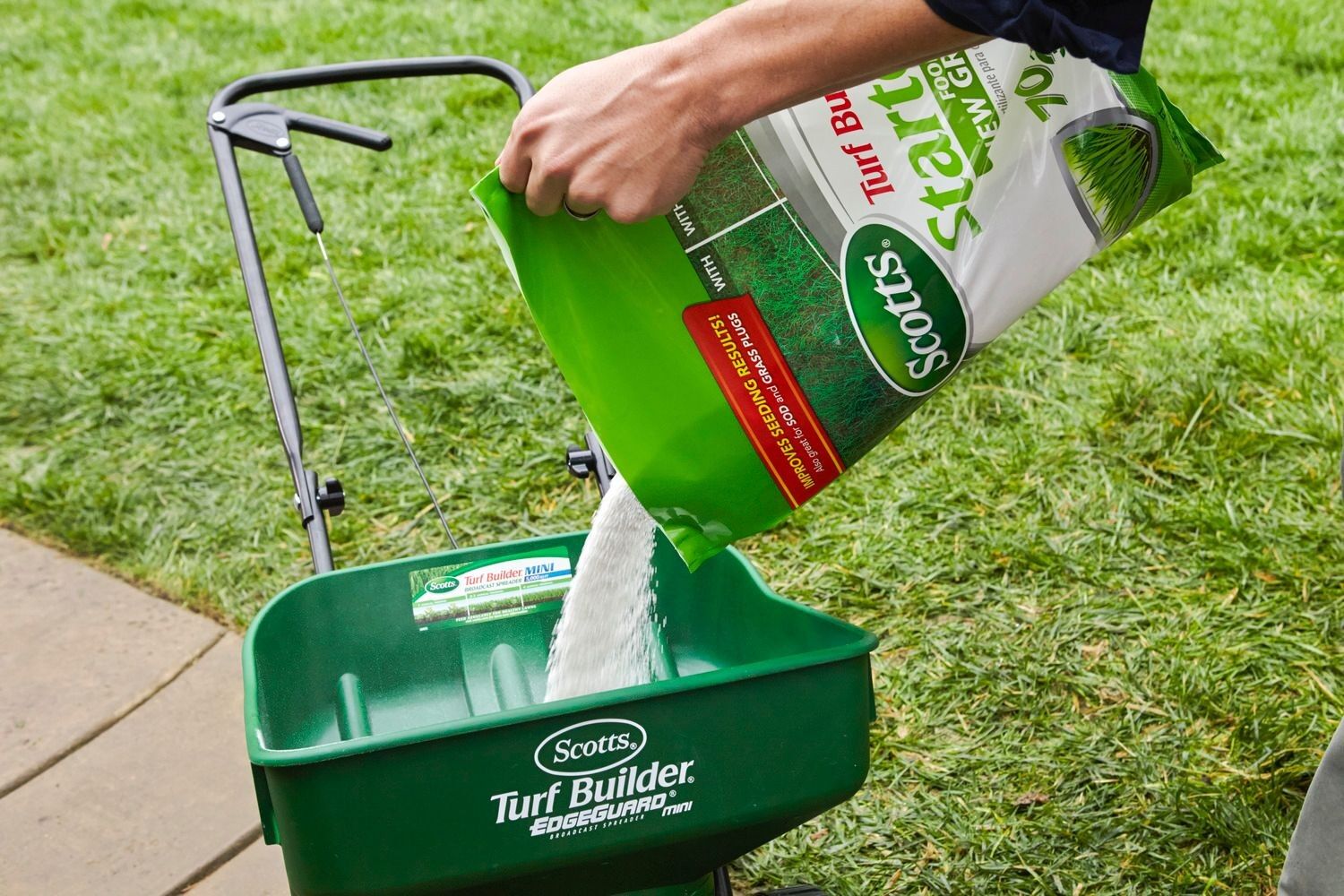Turf Builder Starter Food for New Grass