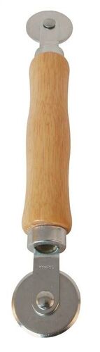Make-2-Fit  Steel Blade Standard-Duty Screen Rolling Tool