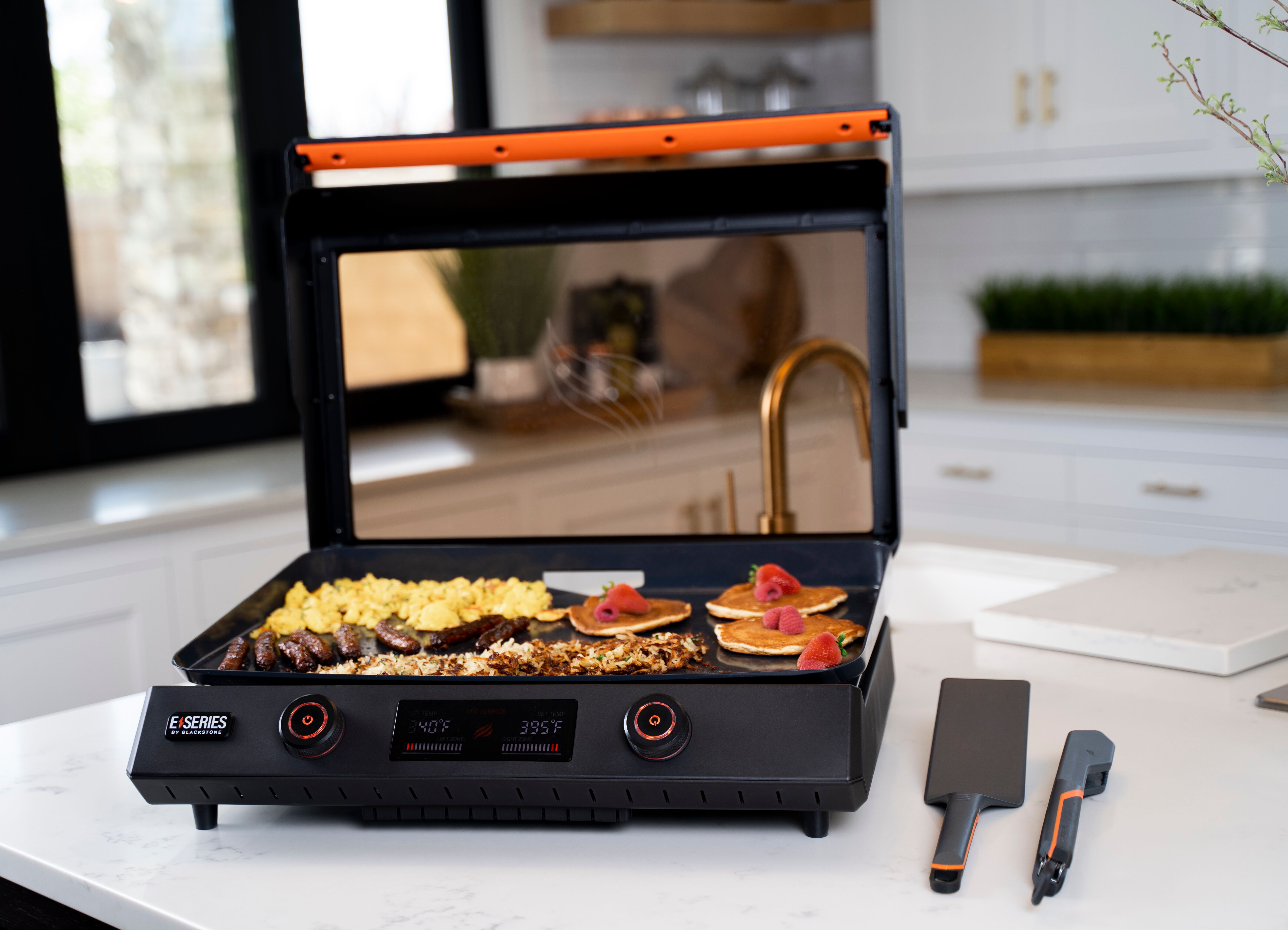 Blackstone E-Series Griddle - Thumbnail 3