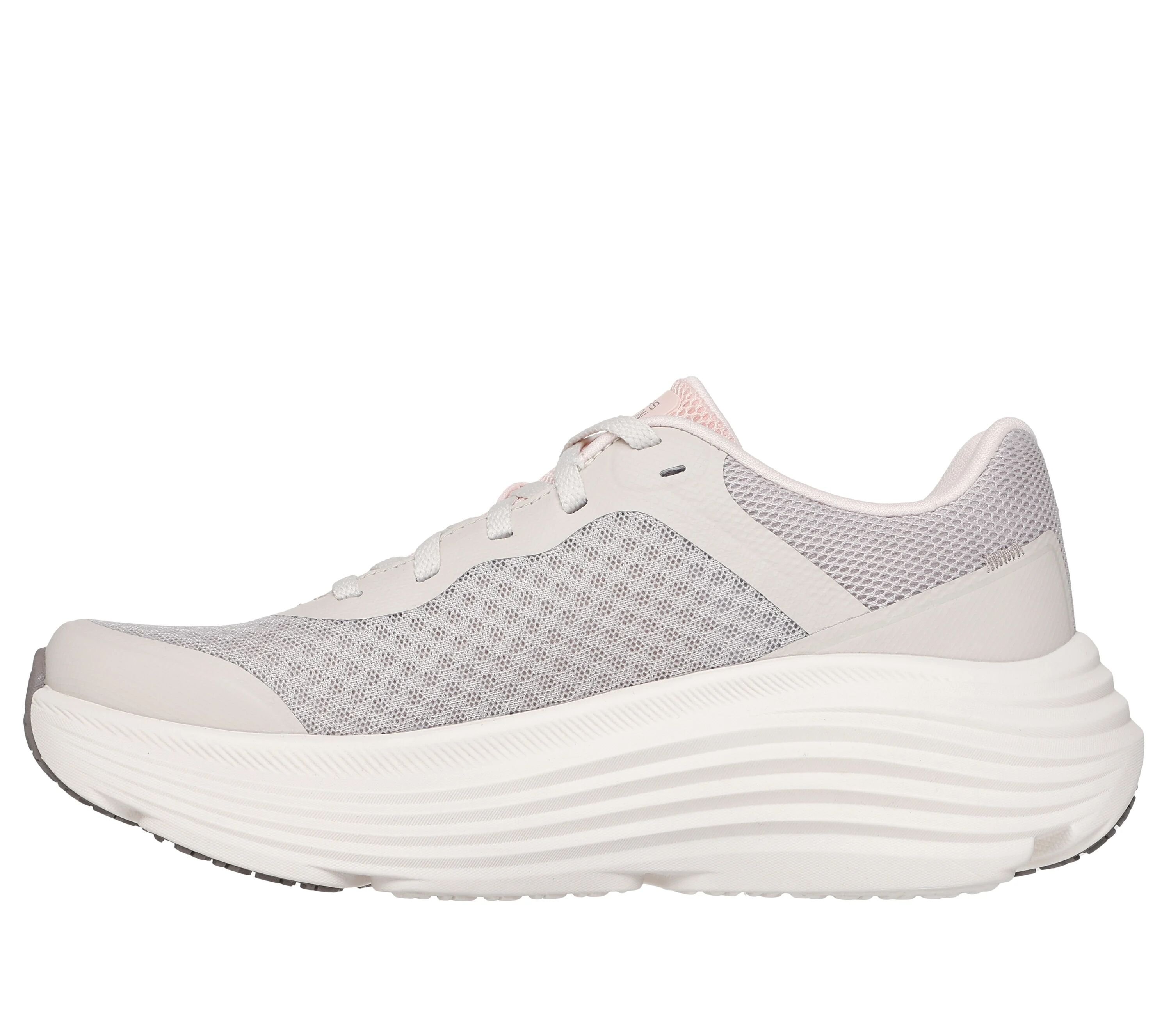 Women's Max Cushioning Endeavour Shoes