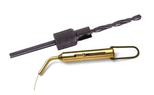 Breech Plug Clean Out System