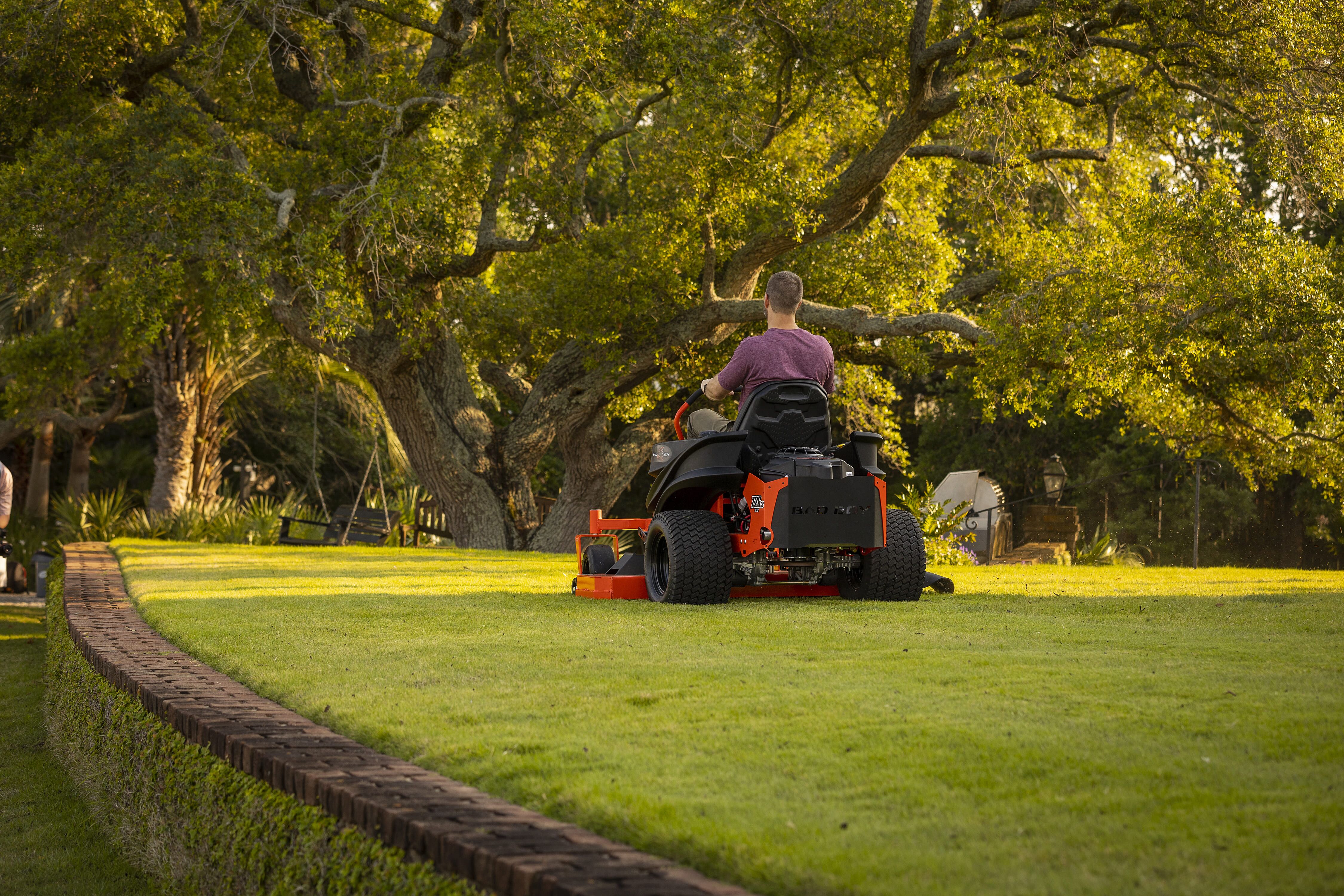 ダグマーベア　ヘレン New 2023 Bad Boy Mowers ZT Avenger 60 in. Briggs CXI25 25 hp