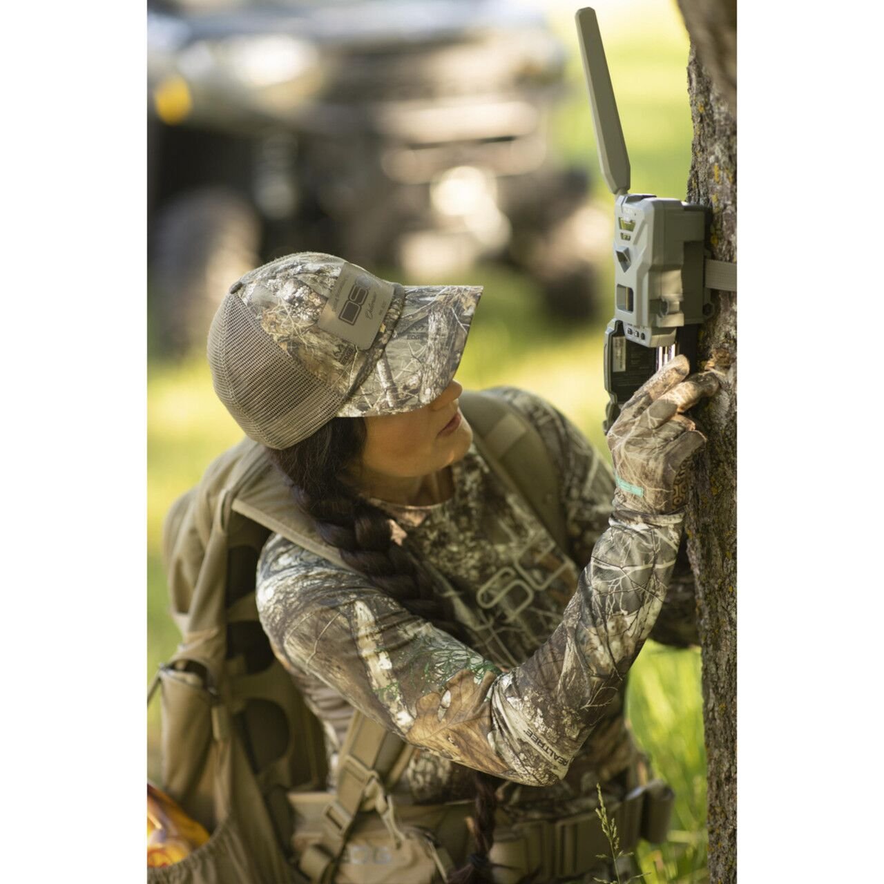 Women's Long Sleeve Camo Tech Shirt - UPF 50+ in Realtree Edge