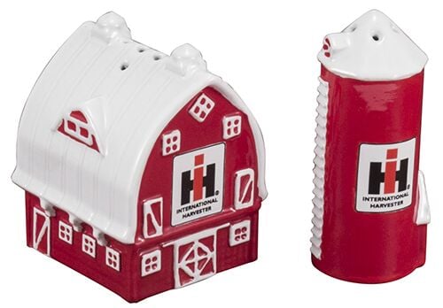 Farmall Barn/Silo Salt &Pepper Shakers