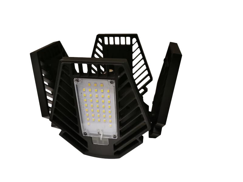 Pinegreen Lighting LED 4-Panel Folding Utility/Garage Light 12,000
