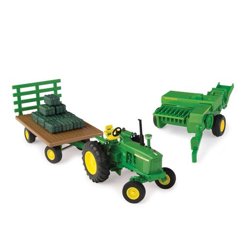 1:32 Scale Haying Set - 15-Piece Farm Playset