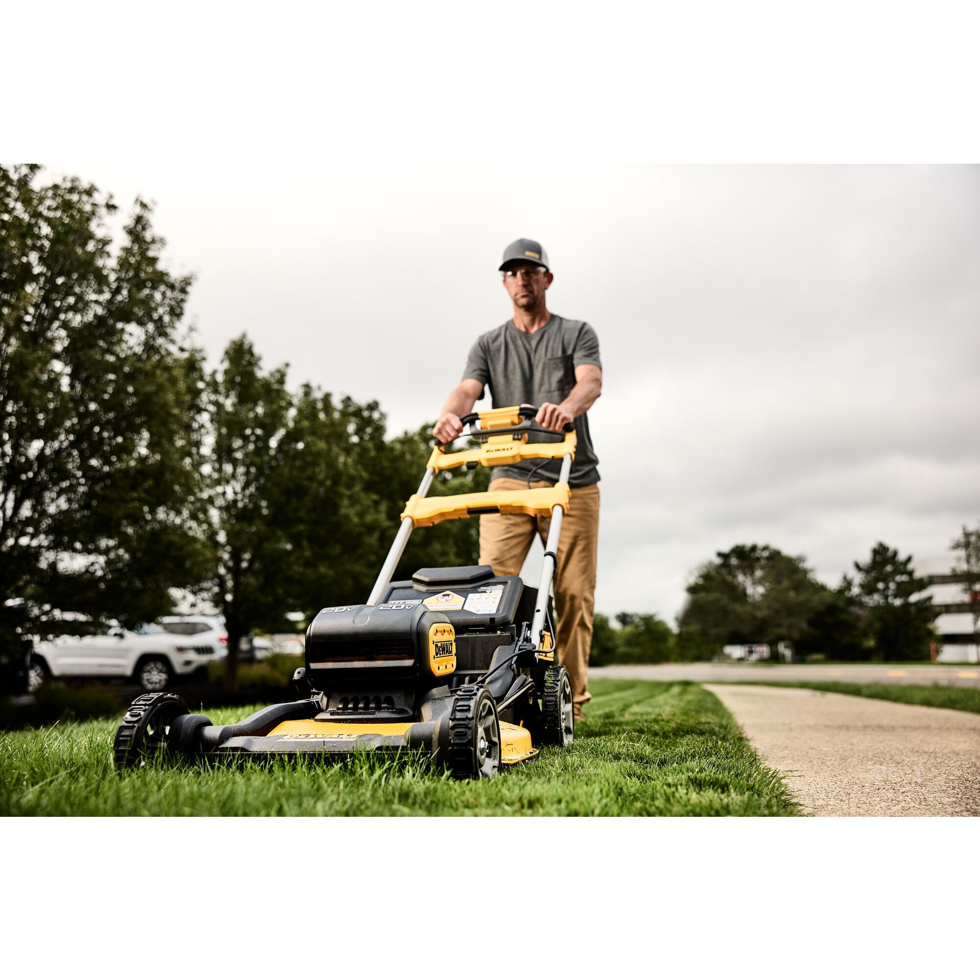 Dewalt 20v Max Electric Self Propelled Lawn Mower Reviews Electric