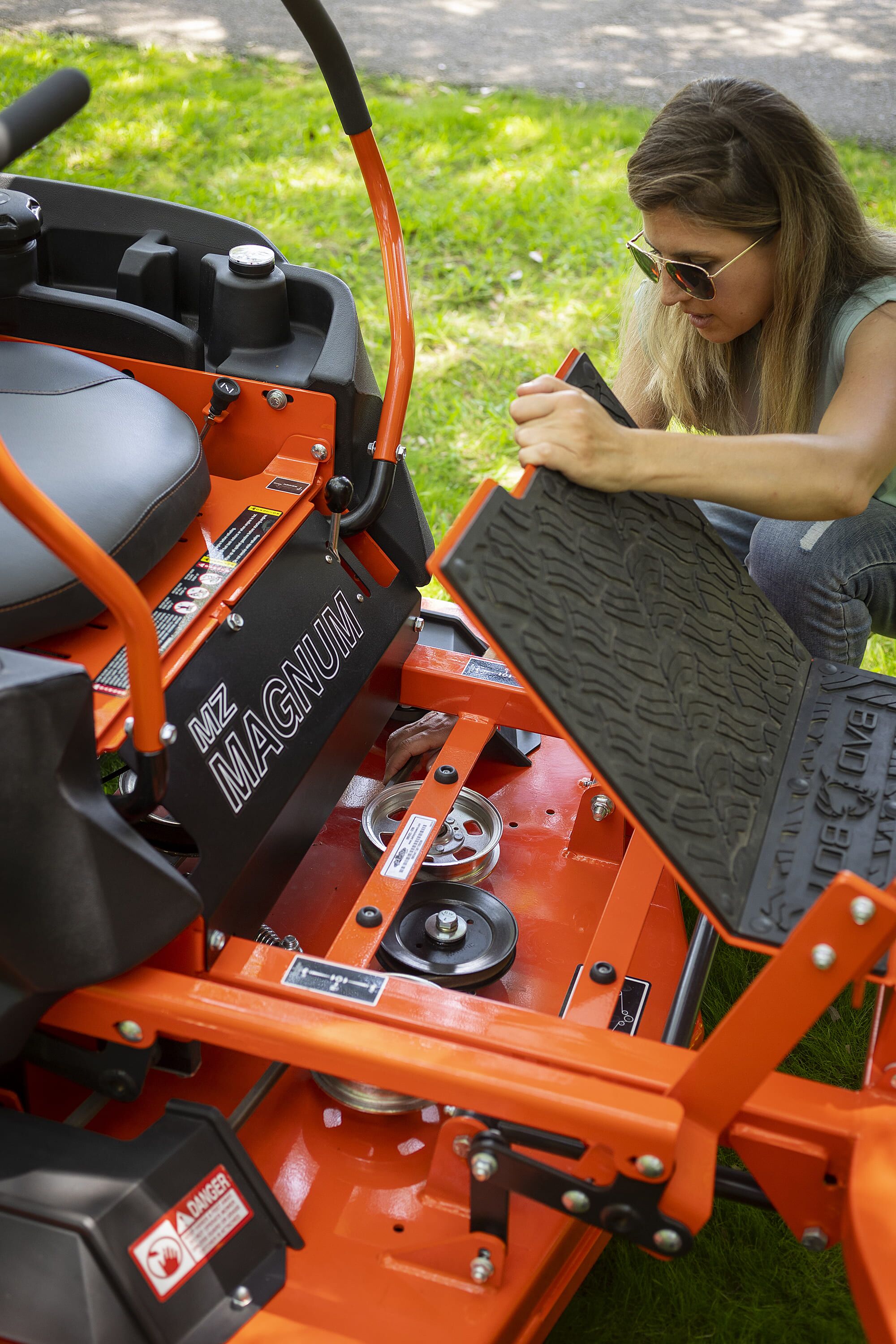 Bad Boy MZ Magnum Zero Turn Lawn Mower with 54