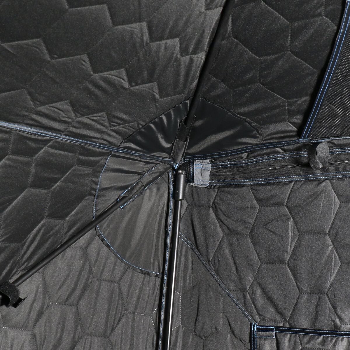 Clam X-400 Thermal Hub Shelter