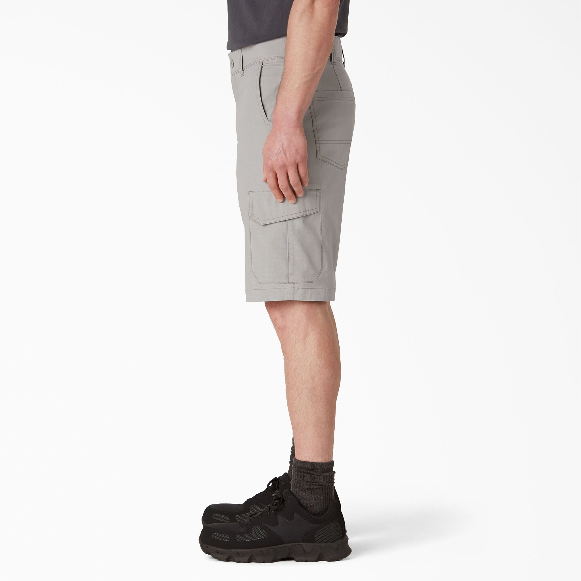 Men's FLEX Cooling 11" Cargo Shorts in Nickel