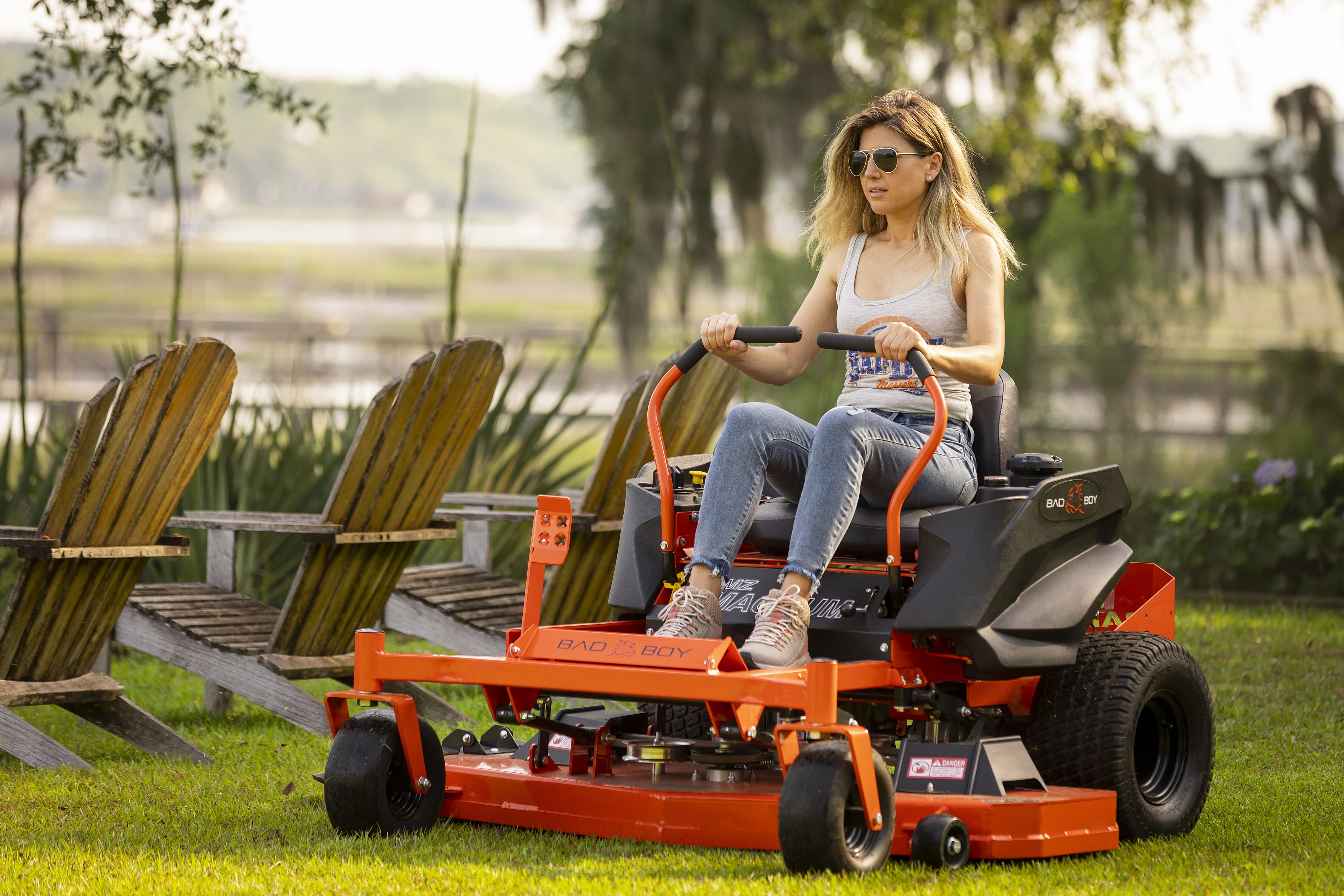 ▷▷mam Mama Bear Drawstring Long Sleeve Hoodie - Black