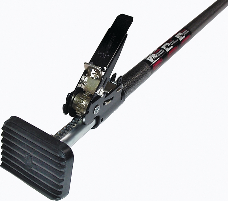 Ratcheting Cargo Bar